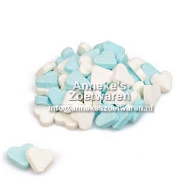 Geboorte hartjes Blauw Wit, pepermunt per 100 gram Geboorte hartjes Blauw Wit, pepermunt per 100 gram